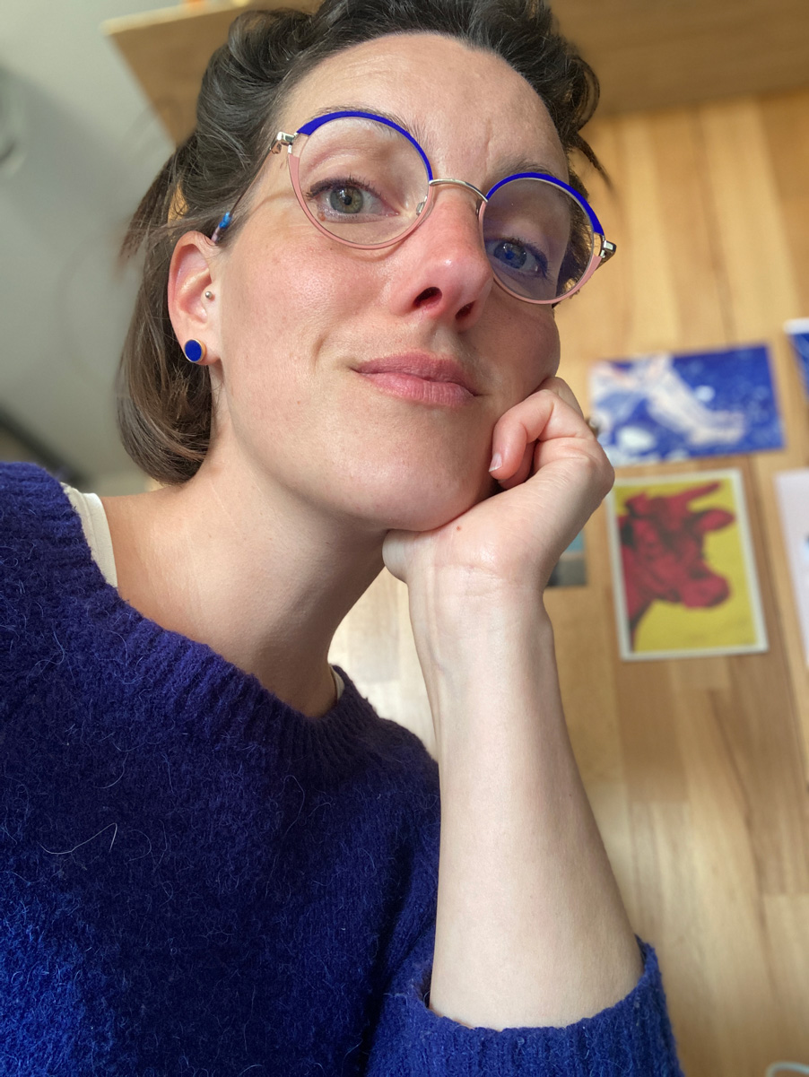 Océane Giorgio graphiste indépendante Valence Drôme. Création graphique, supports de communication print et digital, webdesign, édition, illustration