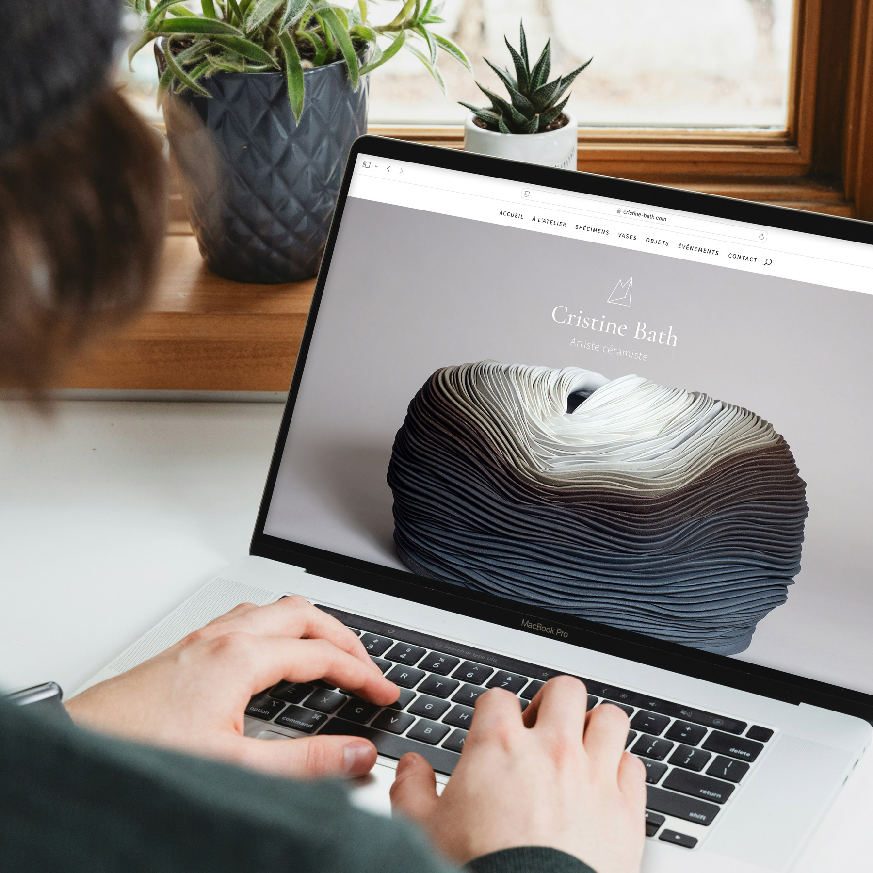 Graphisme et webdesign site internet artisan d'art par Océane Giorgio graphiste Drôme